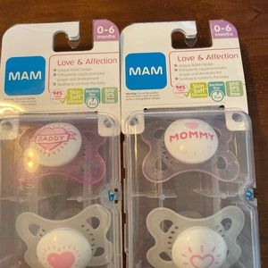 MAM 2 sets of 0-6 mo pacifiers